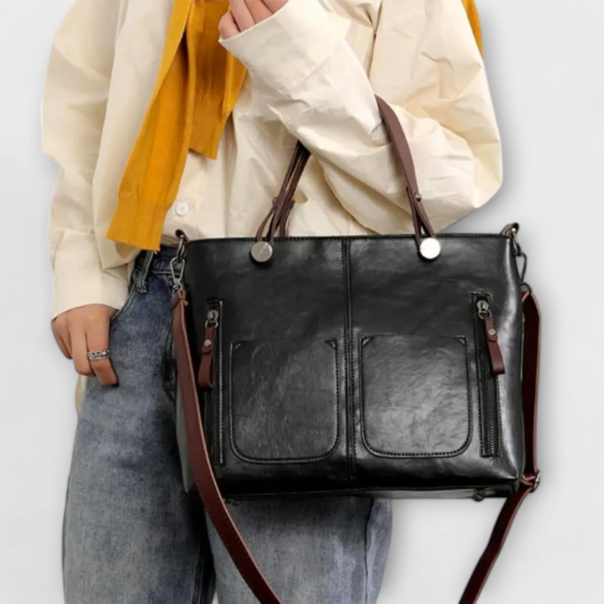 Chic Leather Handbag
