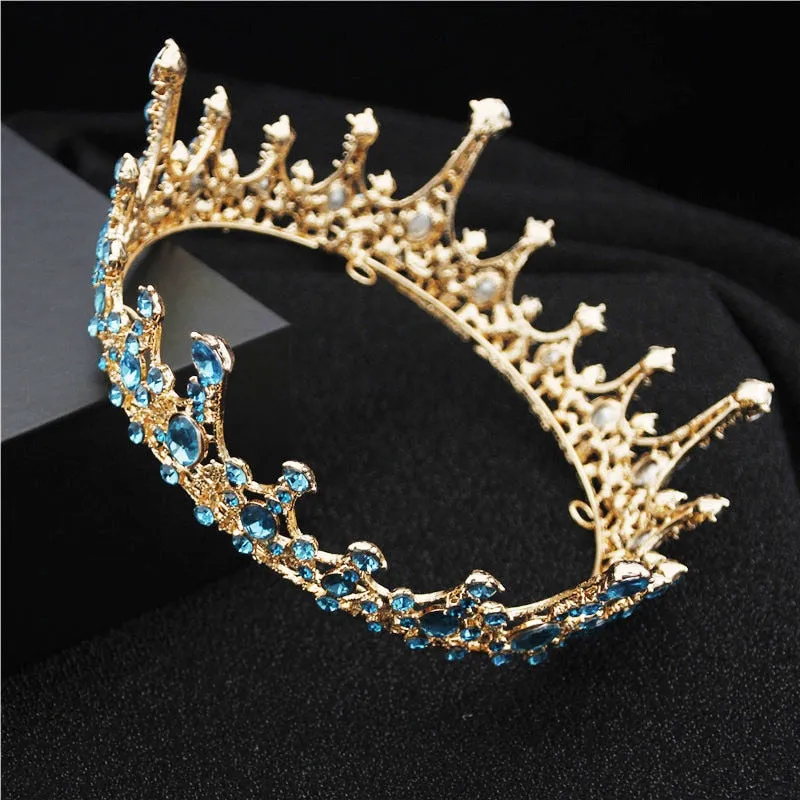 Delicate Royal Vintage Crown