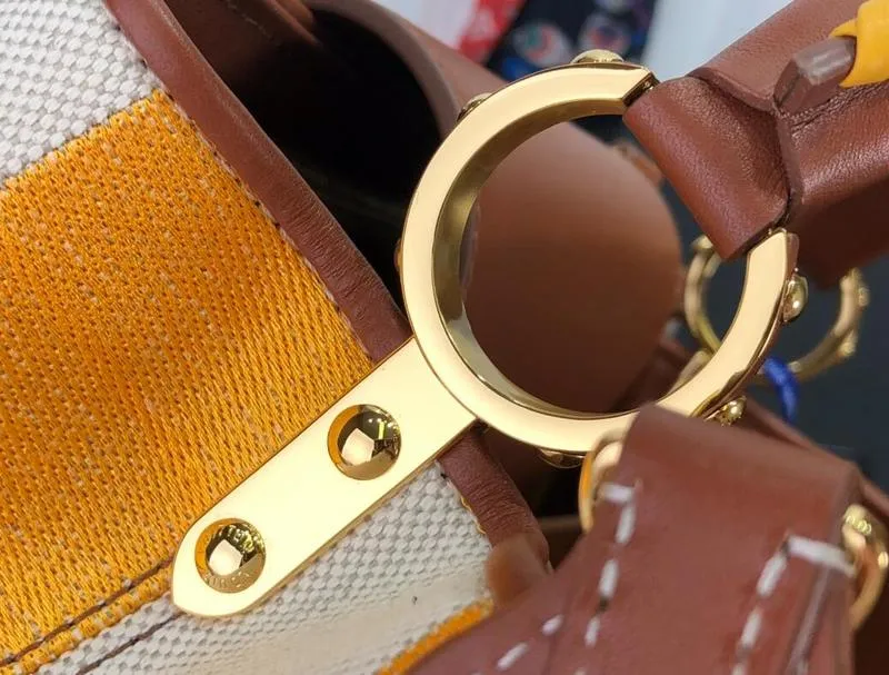 Elegant Nicely - LOV Bags - 2158