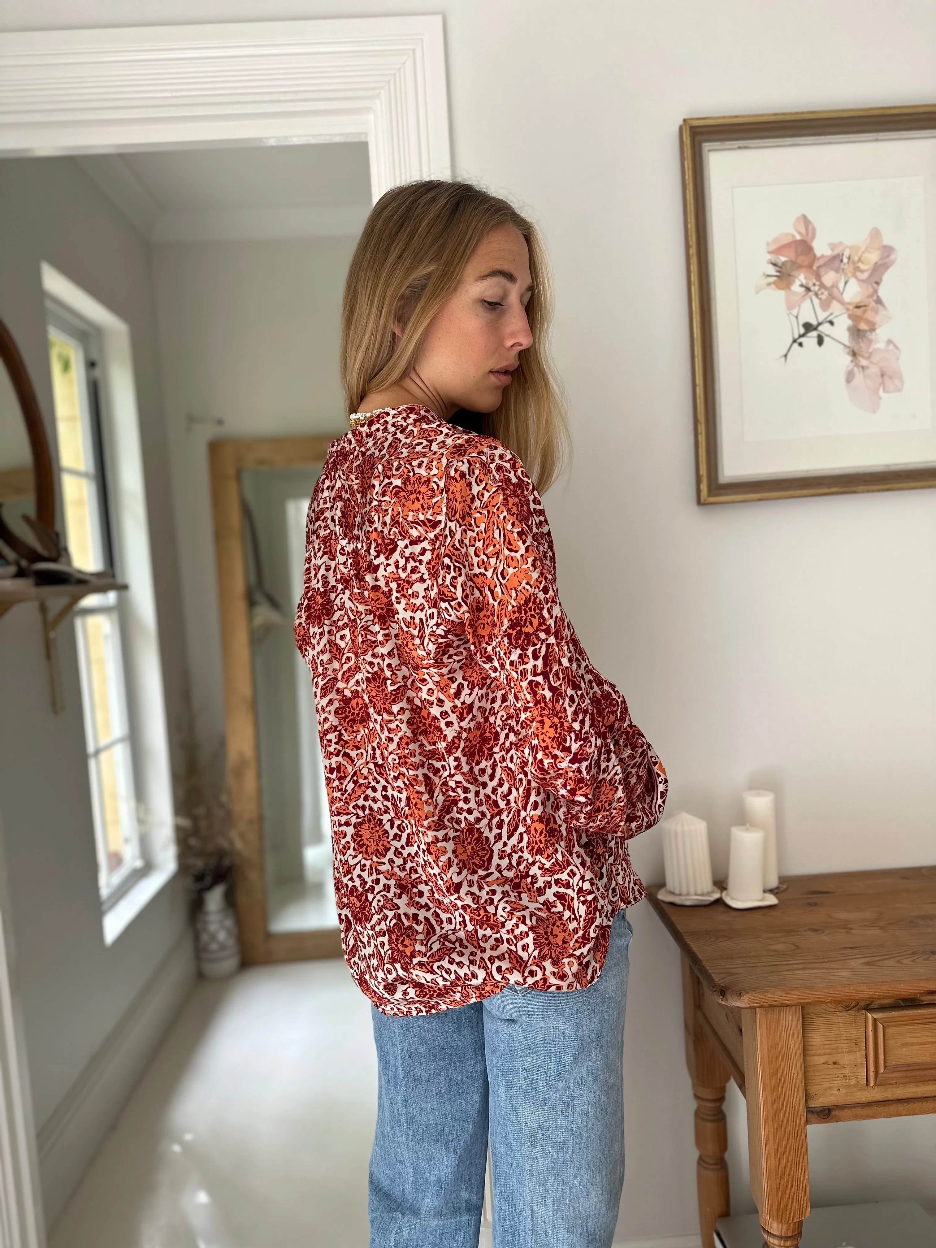 Fleurs Silk Blouse in Rust Camilia
