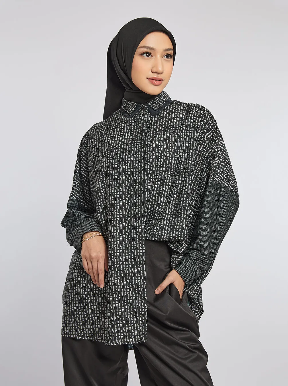 KEYNA BOXY TOP BLACK
