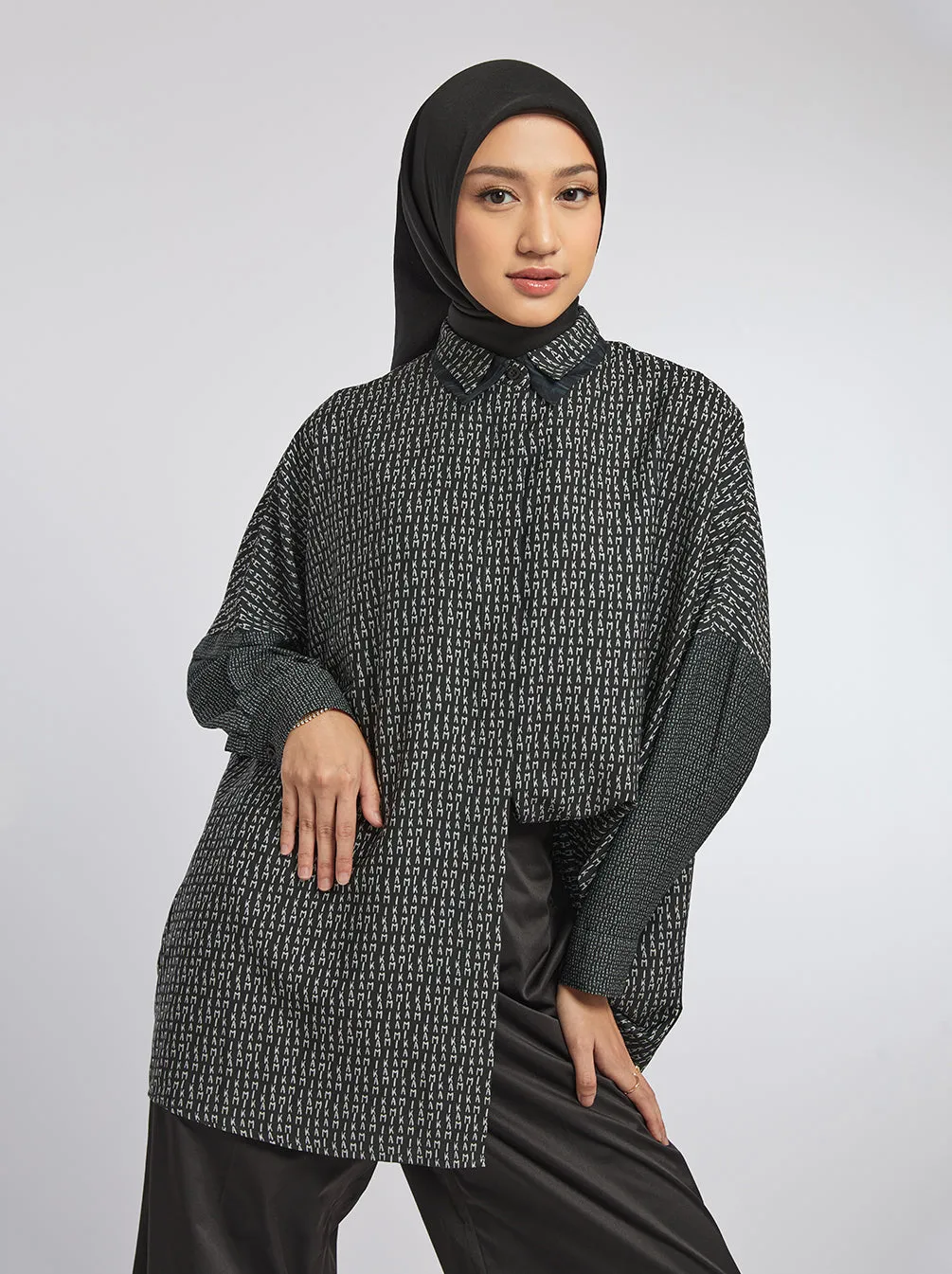 KEYNA BOXY TOP BLACK