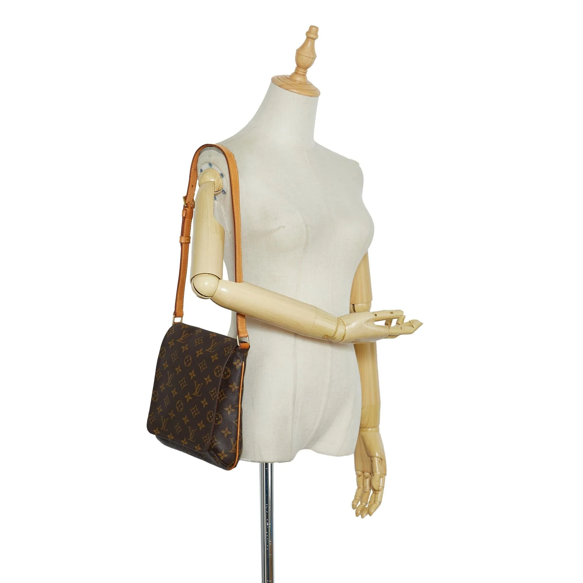 Louis Vuitton Monogram Musette Salsa Long Strap (SHG-AzZxtY)