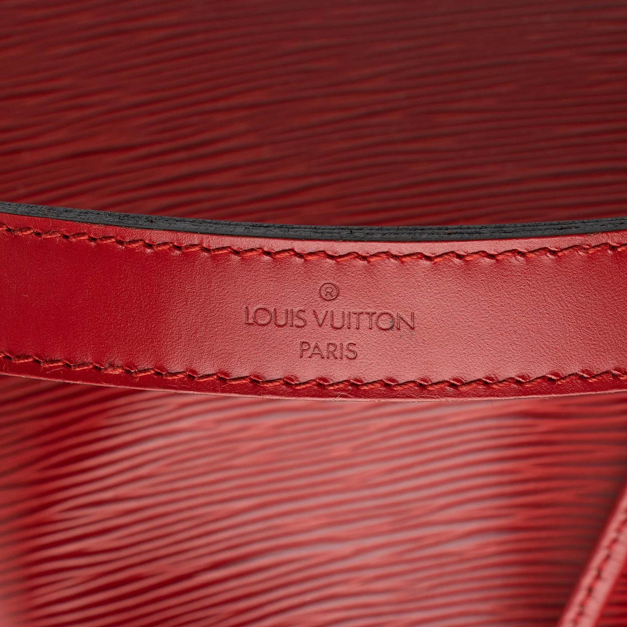 Louis Vuitton Vintage Epi Leather Petit Noe Shoulder Bag (SHF-e5Ys4C)