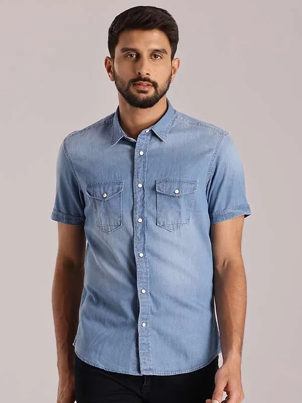 Men Solid Half Sleeve Cotton Shirt