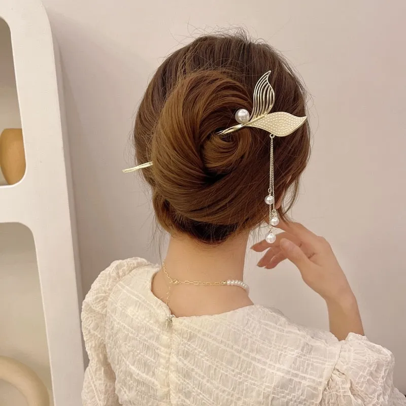 Pearl Rhinestone Mermaid Hairpin