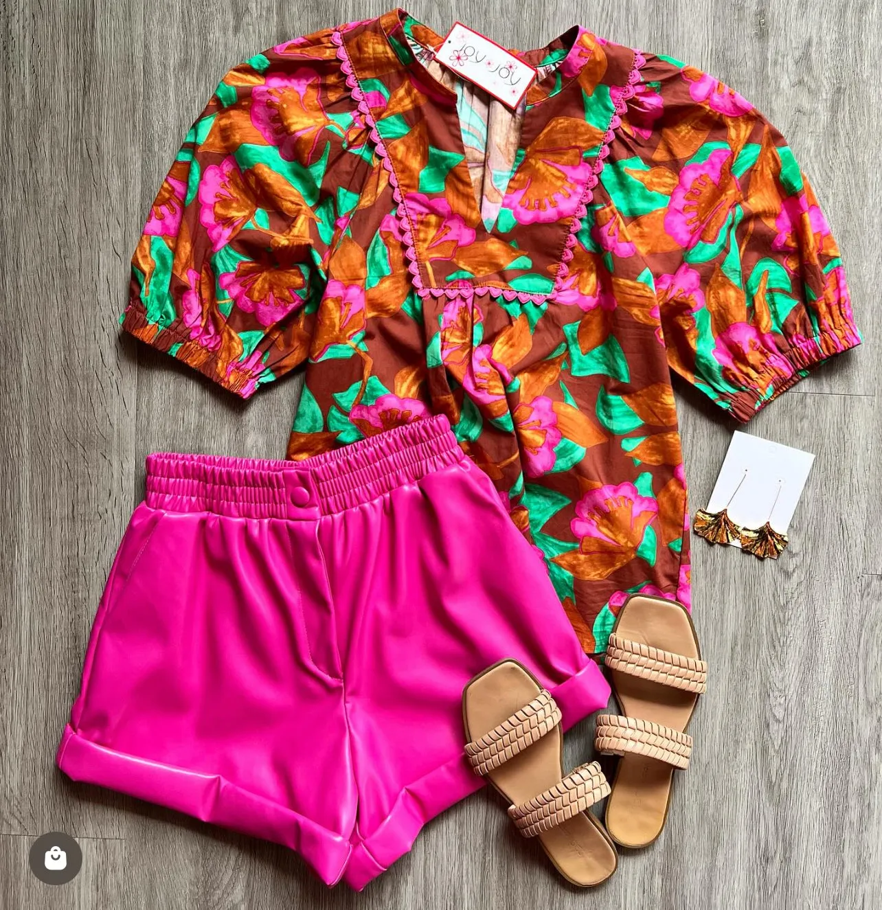 Poppy Trim Top