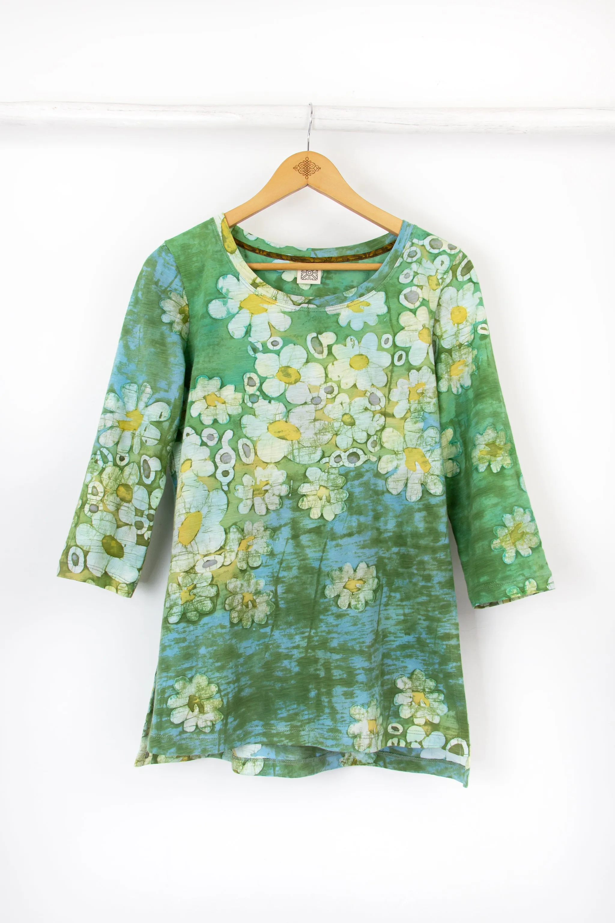 Sara Tee 3/4 - J5056 - AFloat Garden