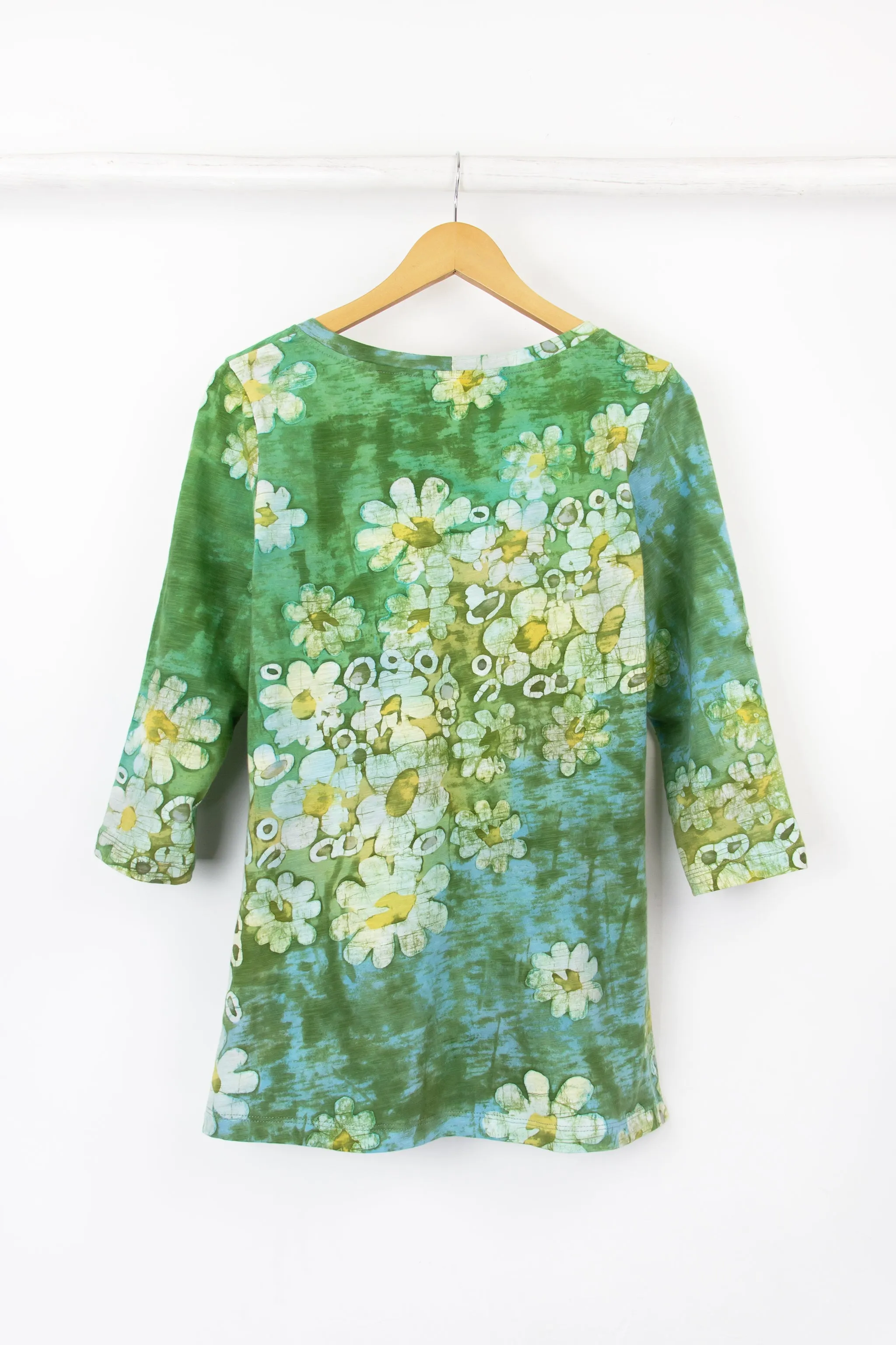 Sara Tee 3/4 - J5056 - AFloat Garden
