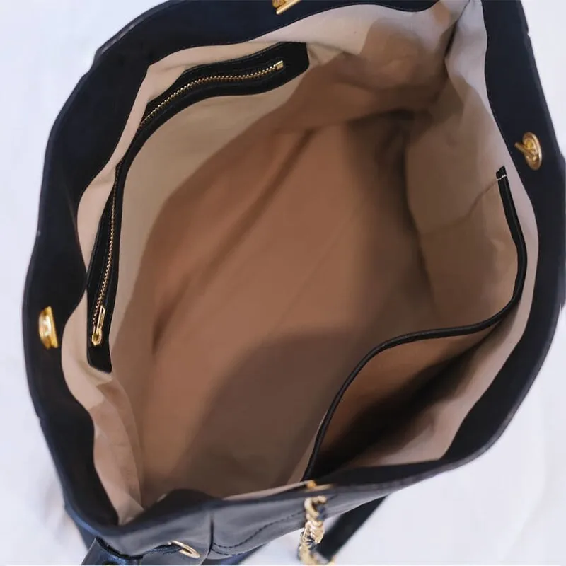 Stylish Vegetable-Tanned Leather Drawstring Shoulder Bag
