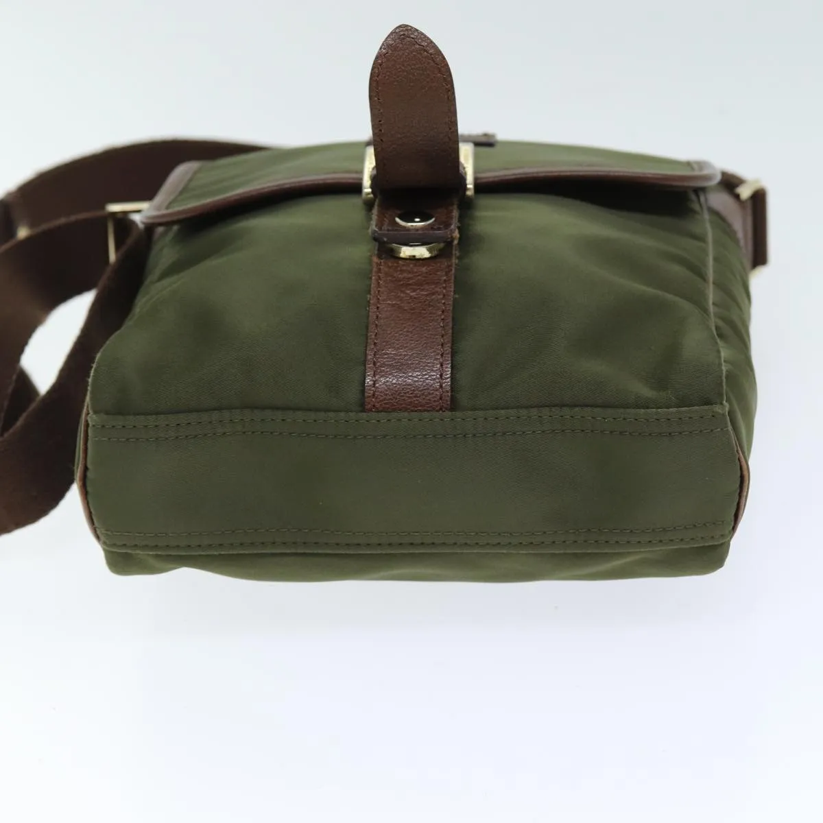 Trendy Inspired Burberry Black Label Shoulder Bag Nylon Khaki Auth 74255