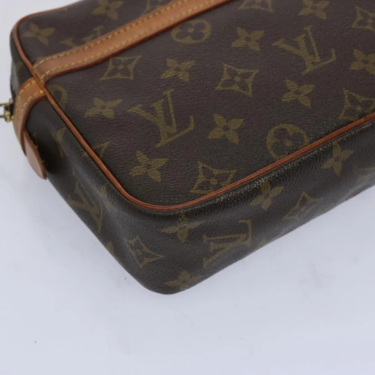 Trendy Inspired Louis Vuitton Compiegne Clutch Bag