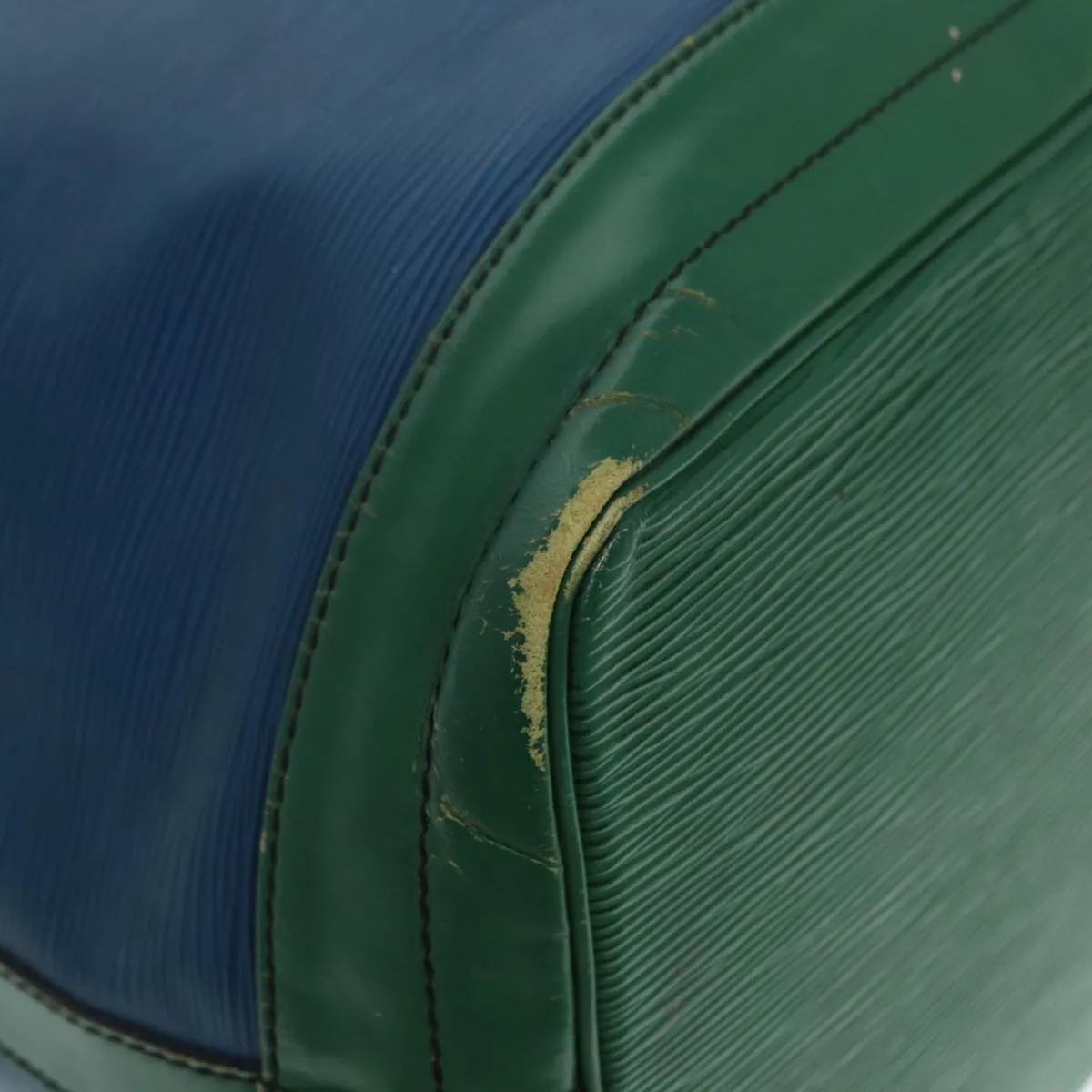 Trendy Inspired Louis Vuitton Epi Noe Shoulder Bag Bicolor Green Blue M44044 Lv Auth 87792