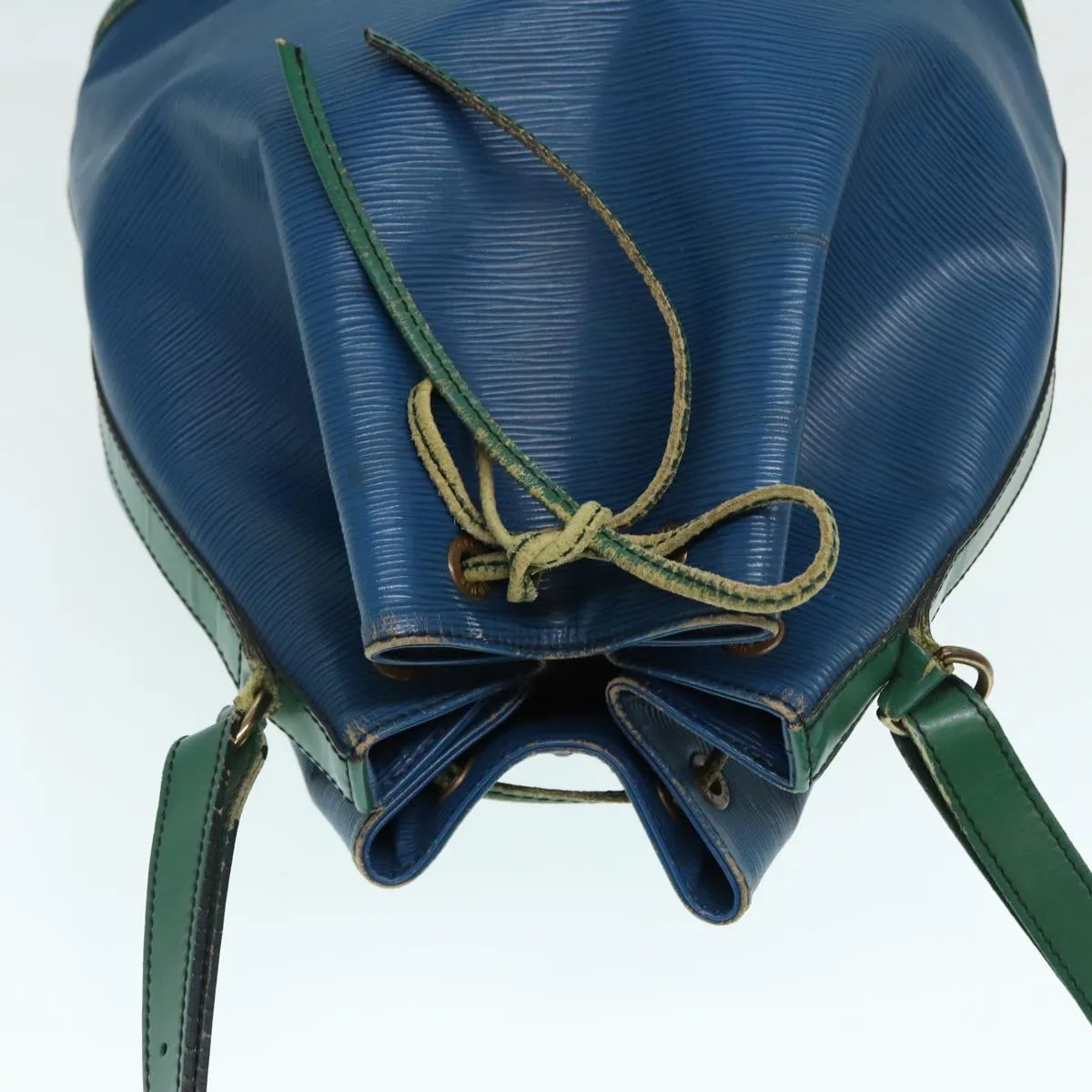 Trendy Inspired Louis Vuitton Epi Noe Shoulder Bag Bicolor Green Blue M44044 Lv Auth 87792