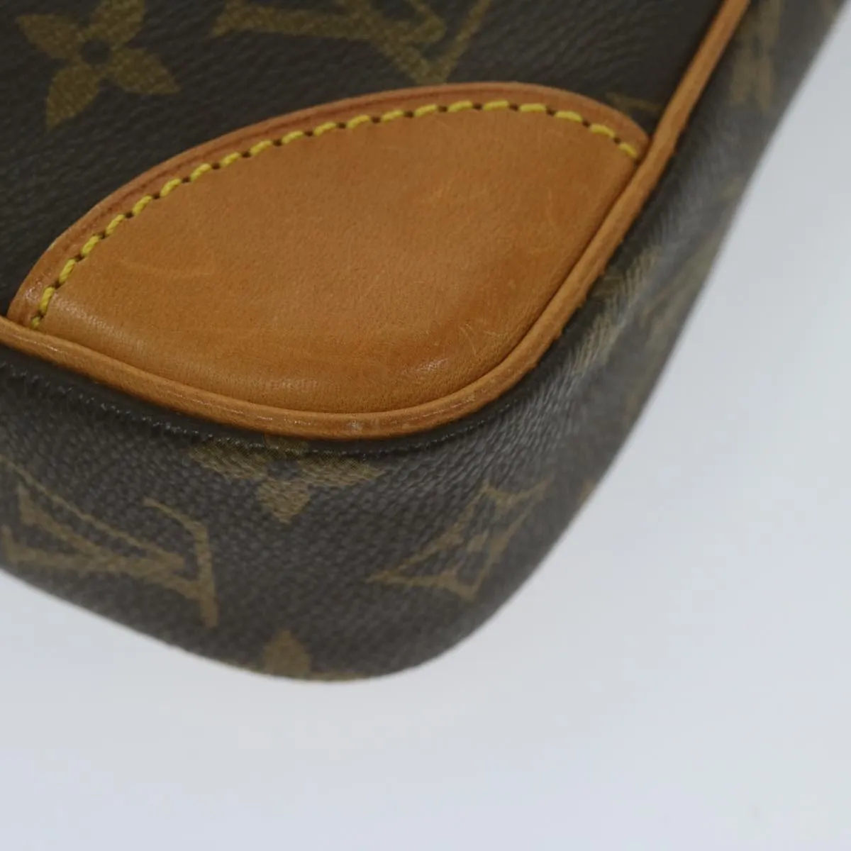 Trendy Inspired Louis Vuitton Marly Clutch Bag