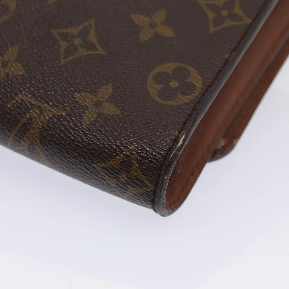 Trendy Inspired Louis Vuitton Monogram Bordeaux 27 Shoulder Bag M51797 Lv Auth Ar12503