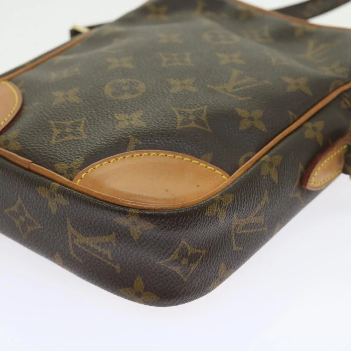 Trendy Inspired Louis Vuitton Monogram Danube Shoulder Bag M45266 Lv Auth Am5186
