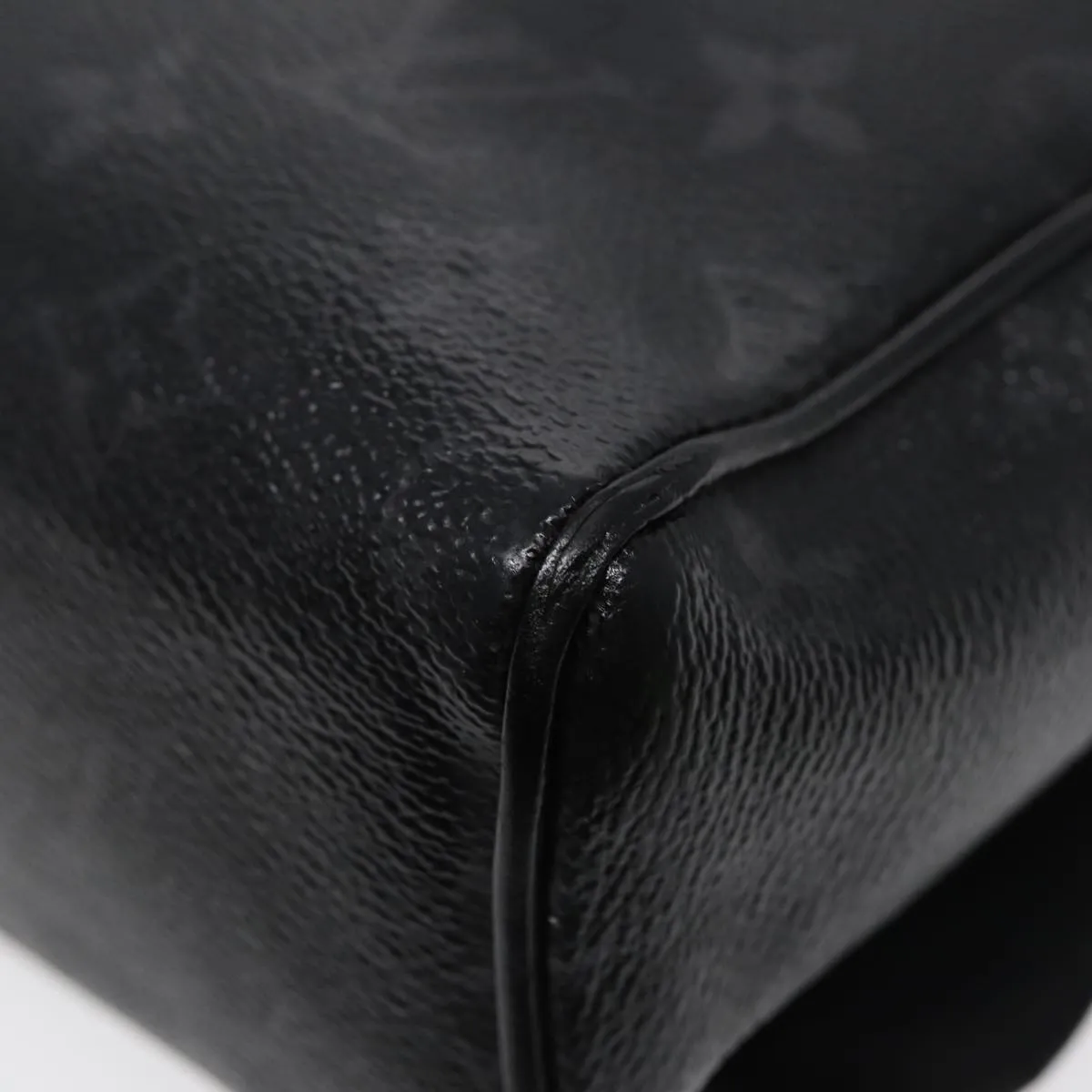 Trendy Inspired Louis Vuitton Monogram Eclipse District Pm Shoulder Bag M45272 Lv Auth Bs17527