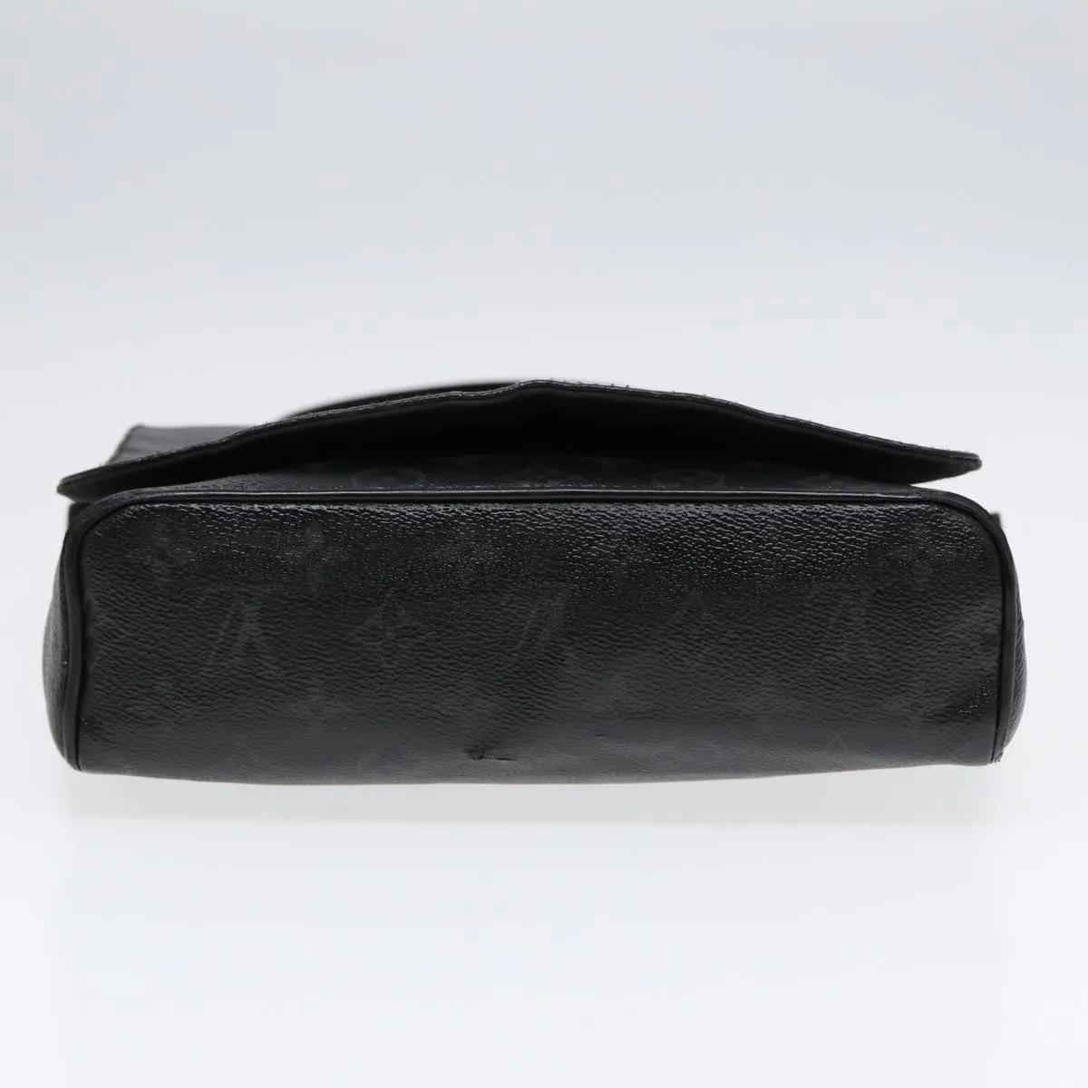 Trendy Inspired Louis Vuitton Monogram Eclipse District Pm Shoulder Bag M45272 Lv Auth Bs17527