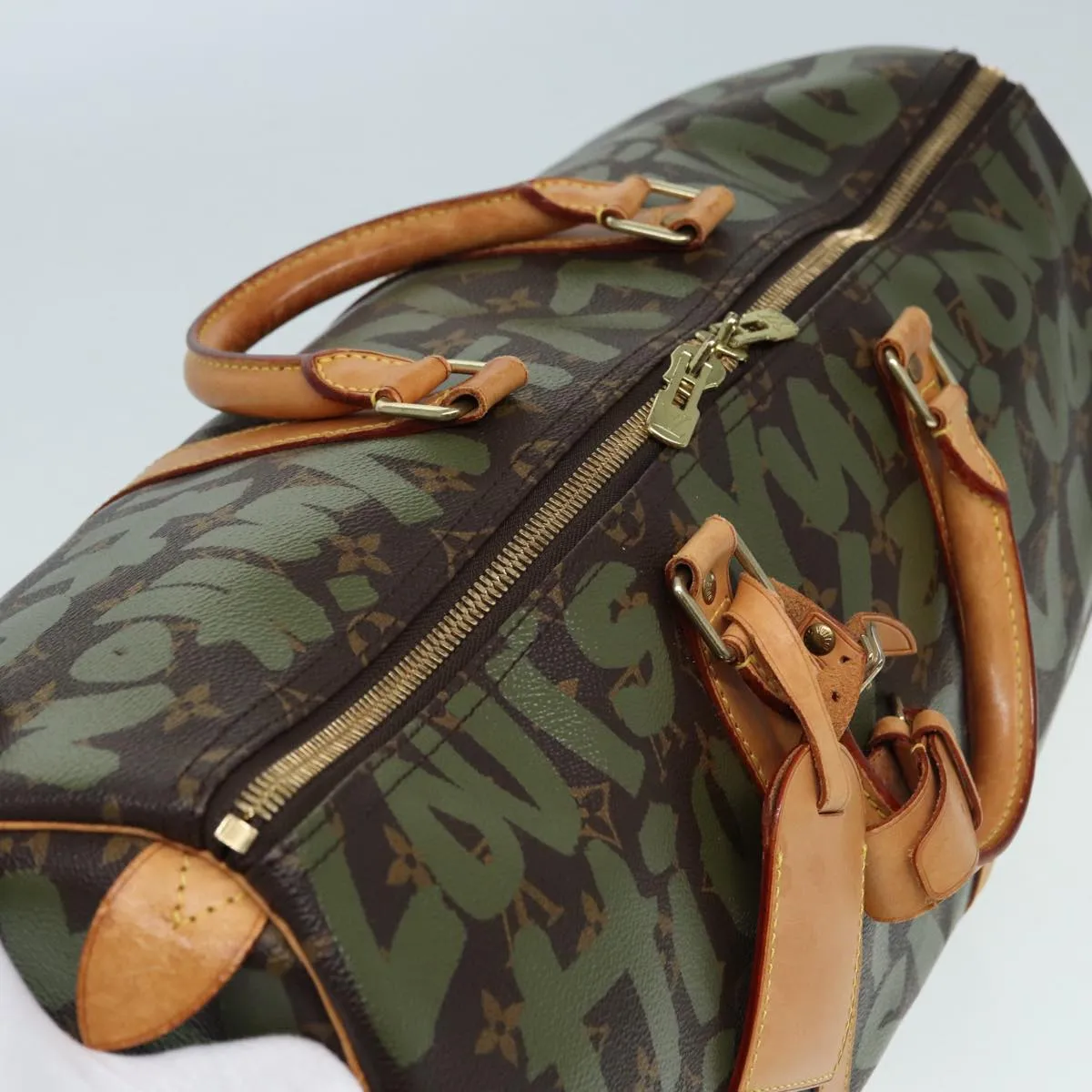 Trendy Inspired Louis Vuitton Monogram Graffiti Keepall 50 Boston Bag Khaki M92196 Auth 85405
