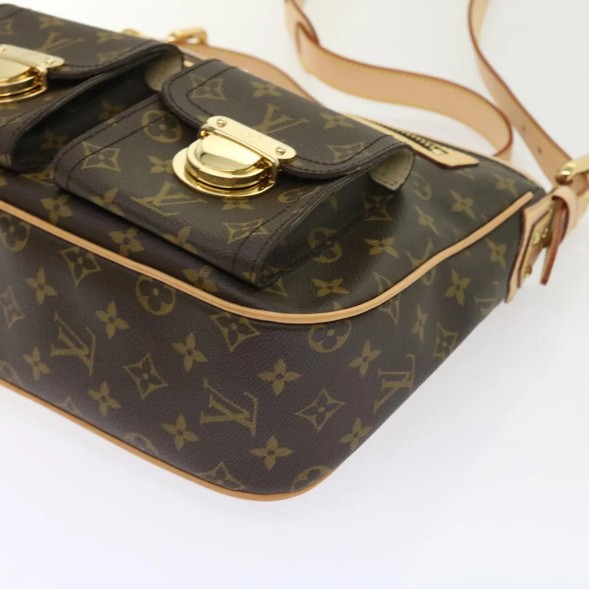 Trendy Inspired Louis Vuitton Monogram Hudson Gm Shoulder Bag M40045 Lv Auth Am5045a