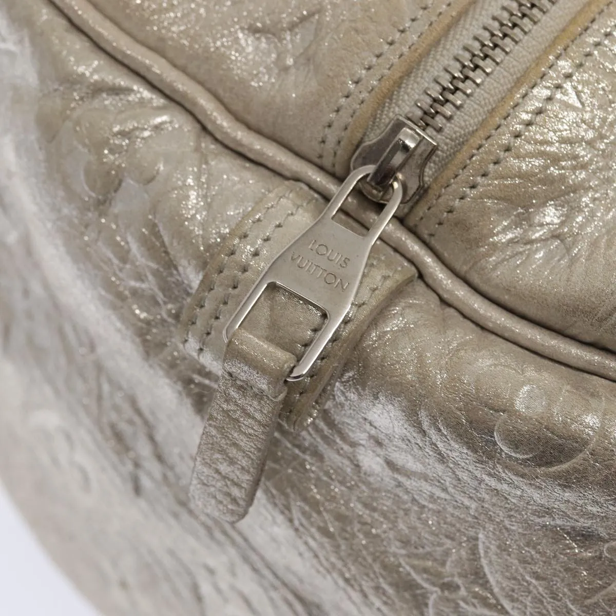 Trendy Inspired Louis Vuitton Monogram Shimmer Comet Shoulder Bag Silver M95818 Lv Auth 87612