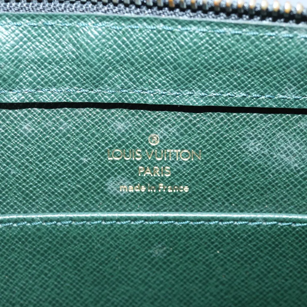 Trendy Inspired Louis Vuitton Taiga Baikal Clutch Bag Epicea M30184 Lv Auth Th5231