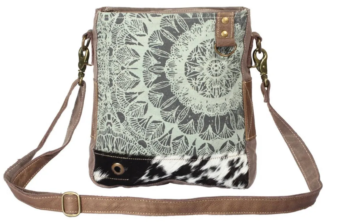 VERDANT SHOULDER BAG