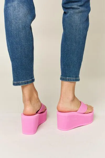 Wild Diva Open Toe Pink Wedge Platform Sandals