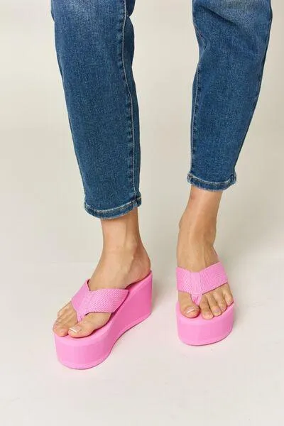 Wild Diva Open Toe Pink Wedge Platform Sandals