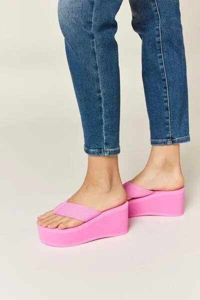 Wild Diva Open Toe Pink Wedge Platform Sandals