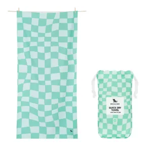 XL Quick Dry Towel in Checkmate